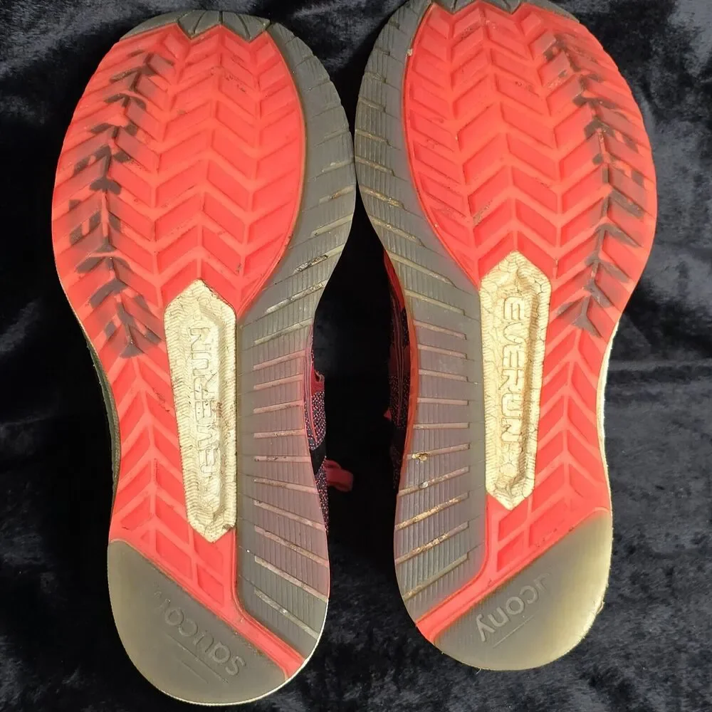 Saucony Womens Liberty ISO‎ S10410-2 Red Running Shoes Sneakers Size 8.5 US M